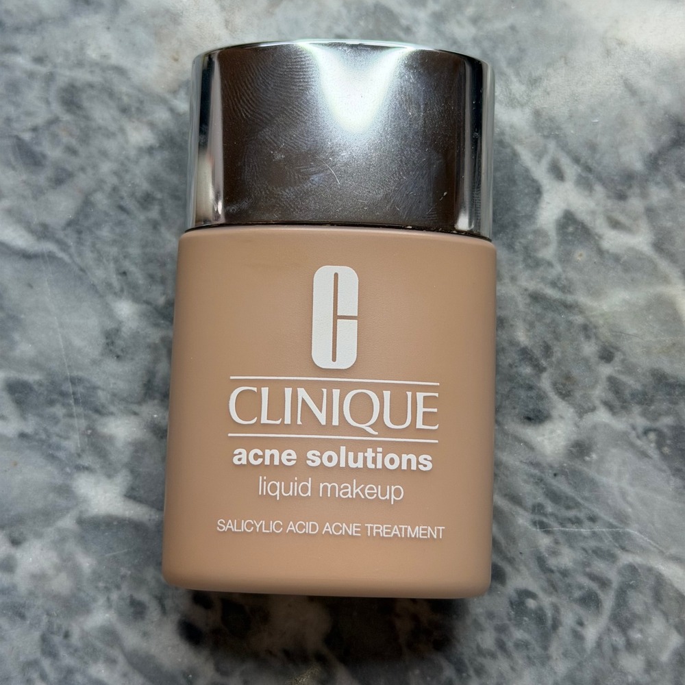 Clinique Acne Solutions Liquid Makeup Foundation- Cream Chamois